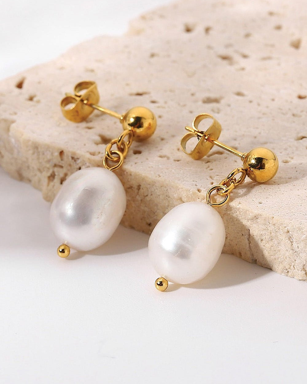 Chunky 18K Gold Freshwater Earrings - Earrings - Elk & Bloom