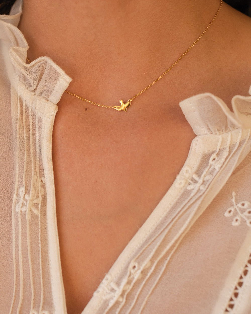 Dainty 18K Gold Bird Necklace Choker - Necklaces - Elk & Bloom