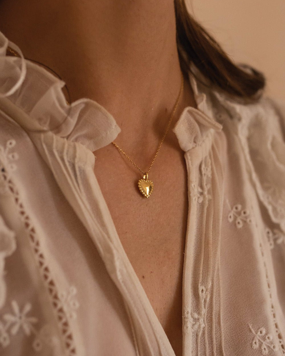 Dainty 18K Gold Heart Love Necklace - Necklaces - Elk & Bloom