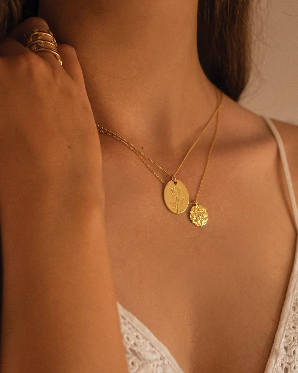 Dainty 18K Gold Lotus Flower Necklace - Necklaces - Elk & Bloom