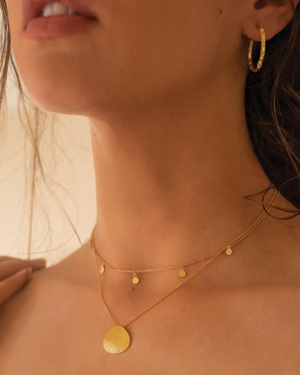 Dainty 18K Gold Shell Clam Necklace - Necklaces - Elk & Bloom