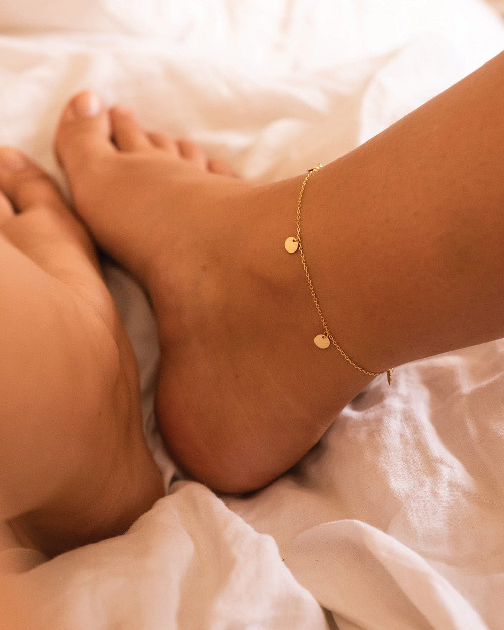Delicate 14K Gold Coin Anklet - Anklets - Elk & Bloom