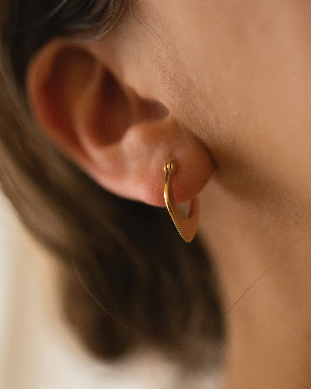 Small 18K Gold Geometric Hoops - Earrings - Elk & Bloom