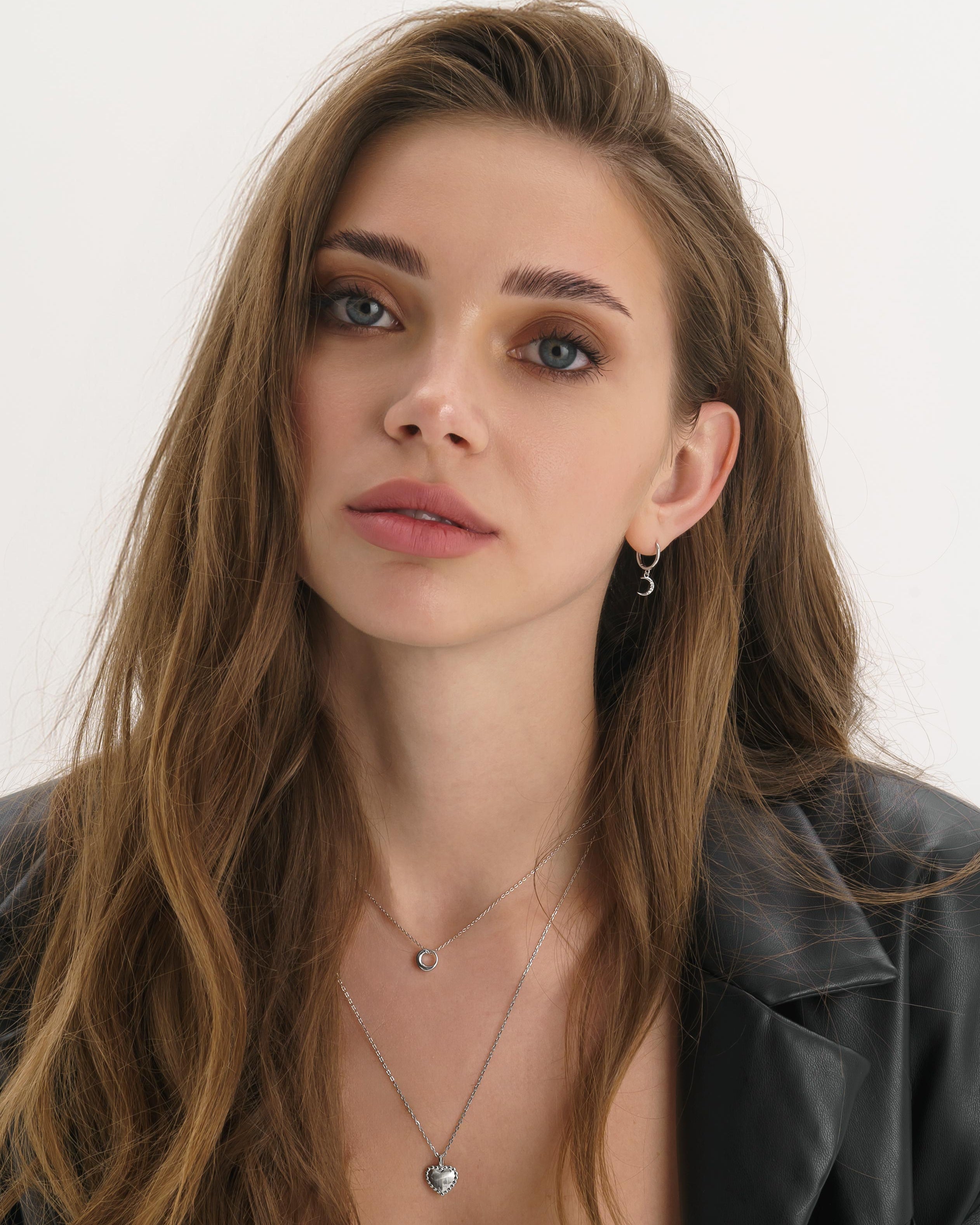 Sterling Silver Dainty Circle Necklace - Necklaces - Elk & Bloom