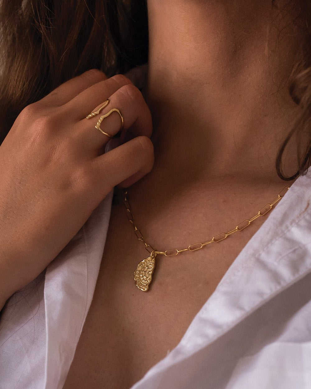 Thick 18K Gold Statement Face Ring - Rings - Elk & Bloom