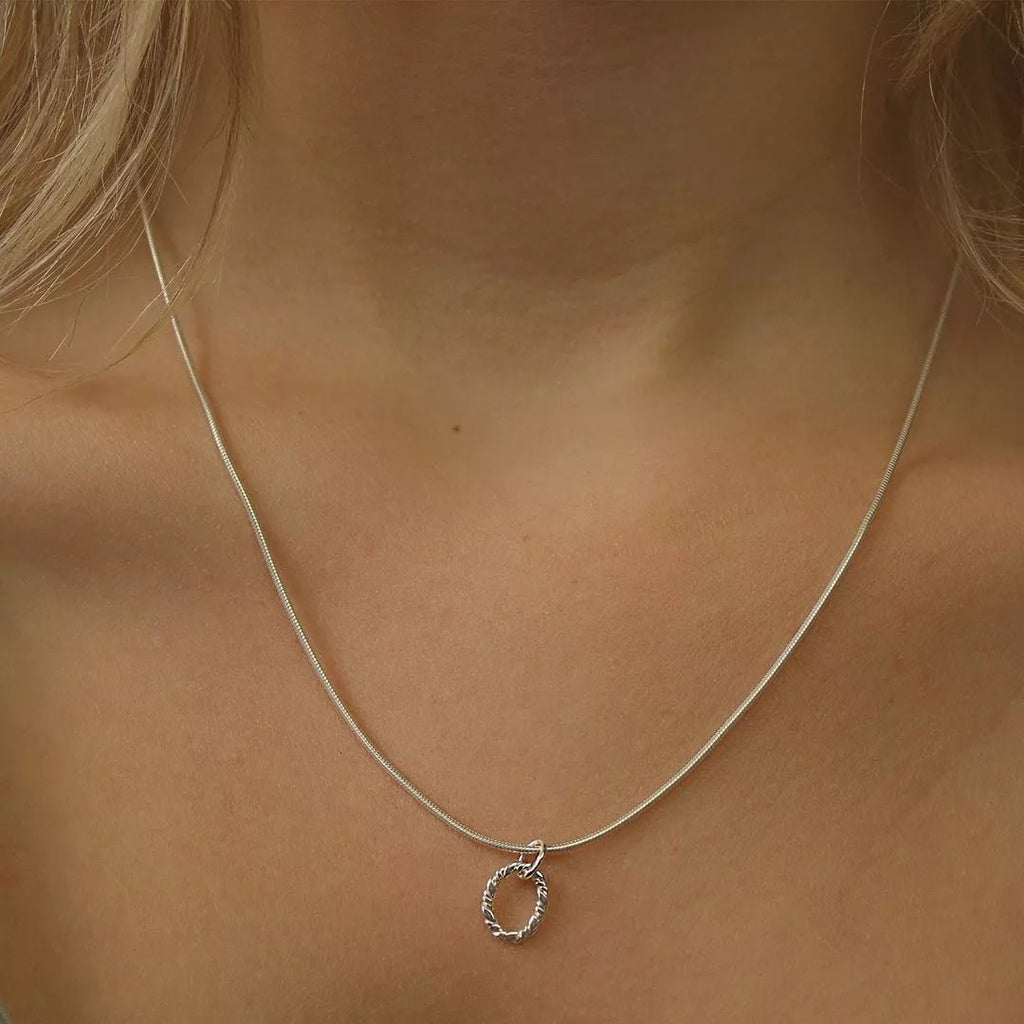 Dainty Silver Long Circle Necklace - Necklaces - Elk & Bloom