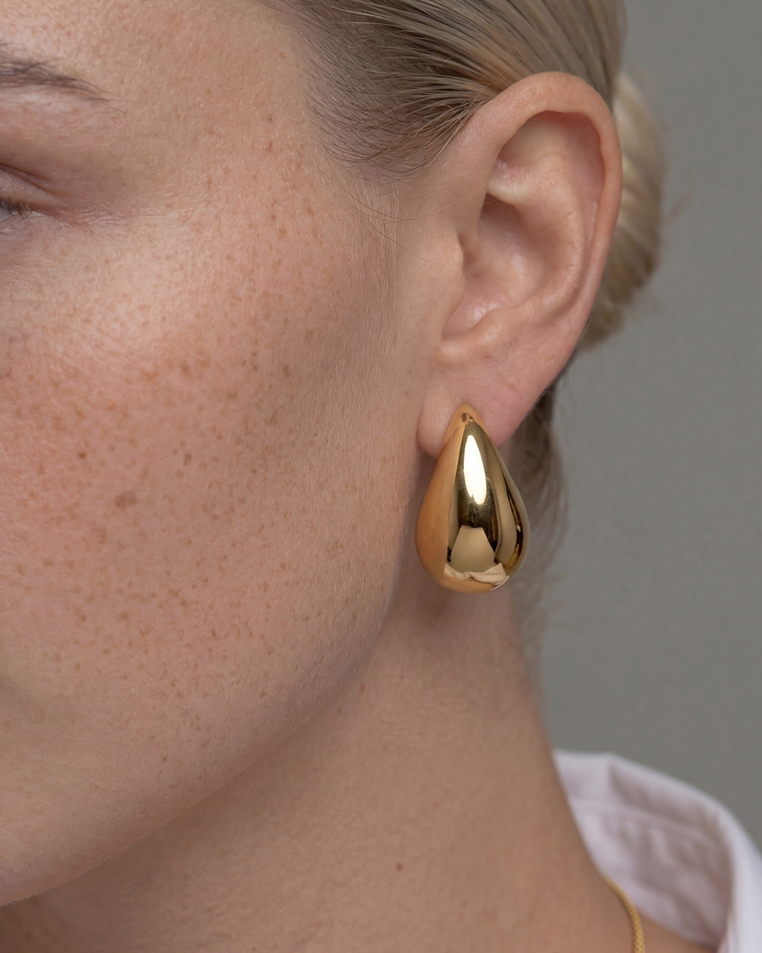 Medium Chubby 14K Gold Teardrop Drop Studs