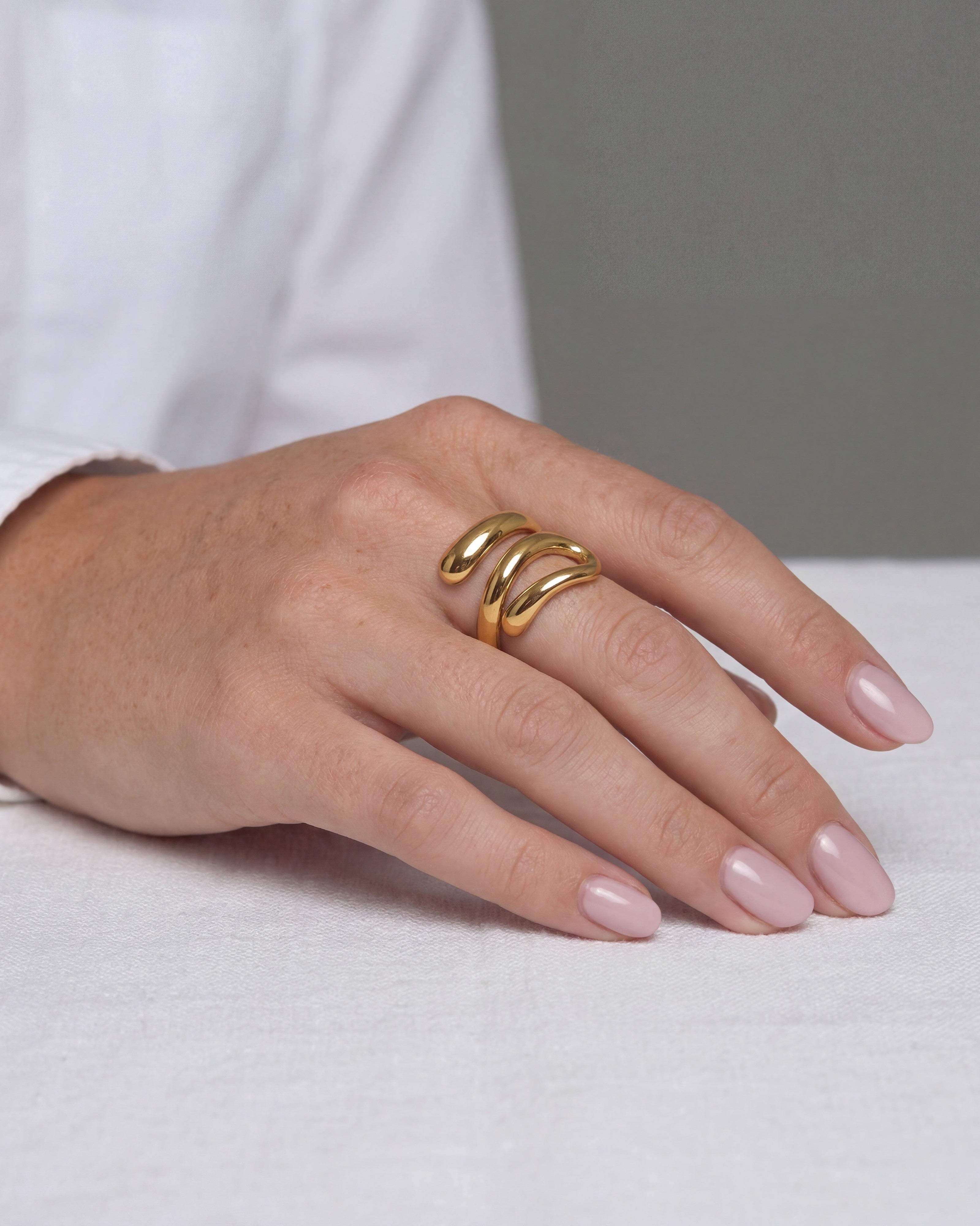 Chunky Wrap Wave 14K Gold Ring