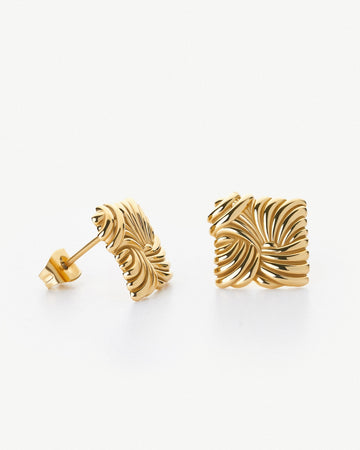 Knotted Dream Chunky Square 14K Gold Stud Earrings