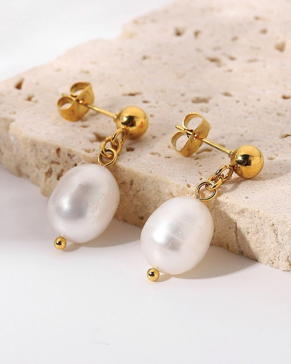 Chunky 18K Gold Freshwater Earrings - Earrings - Elk & Bloom