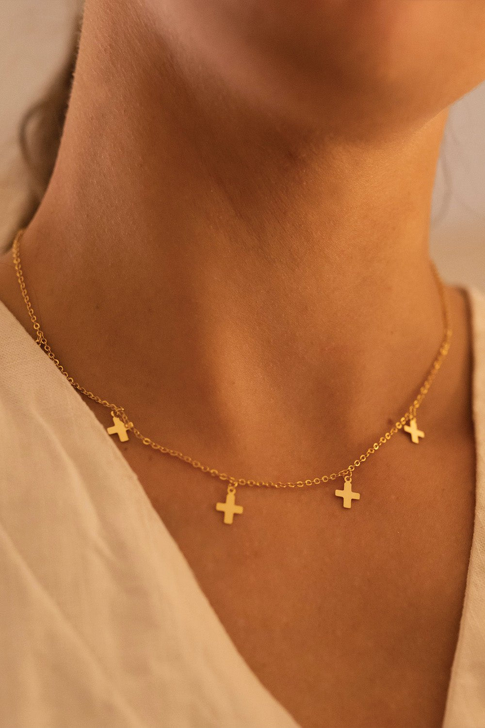 Charm choker necklace clearance