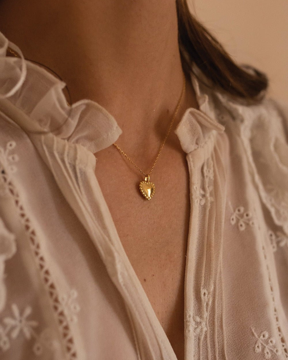 Dainty 18K Gold Heart Love Necklace - Necklaces - Elk & Bloom