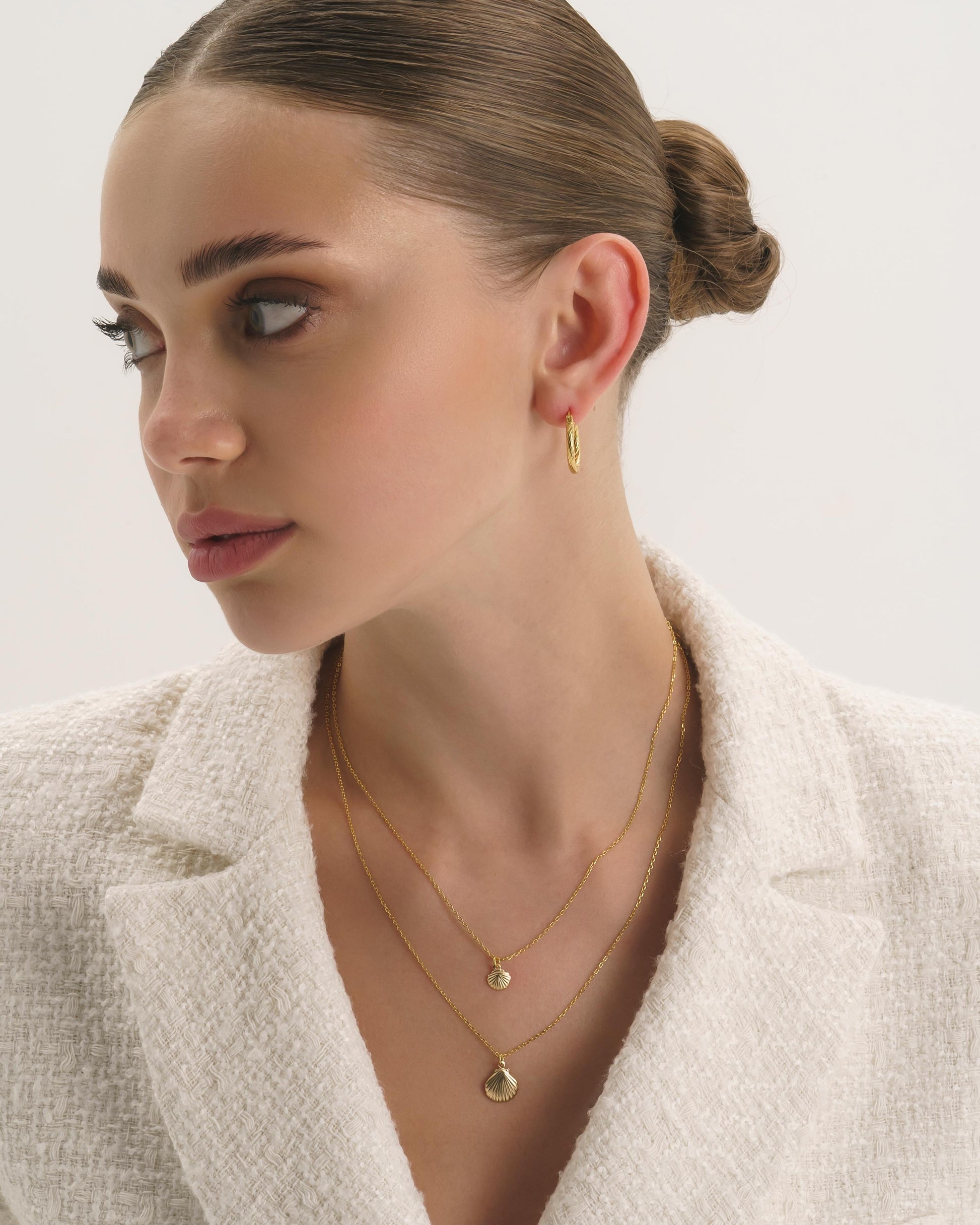 Dainty 18K Gold Shell Clam Necklace - Necklaces - Elk & Bloom