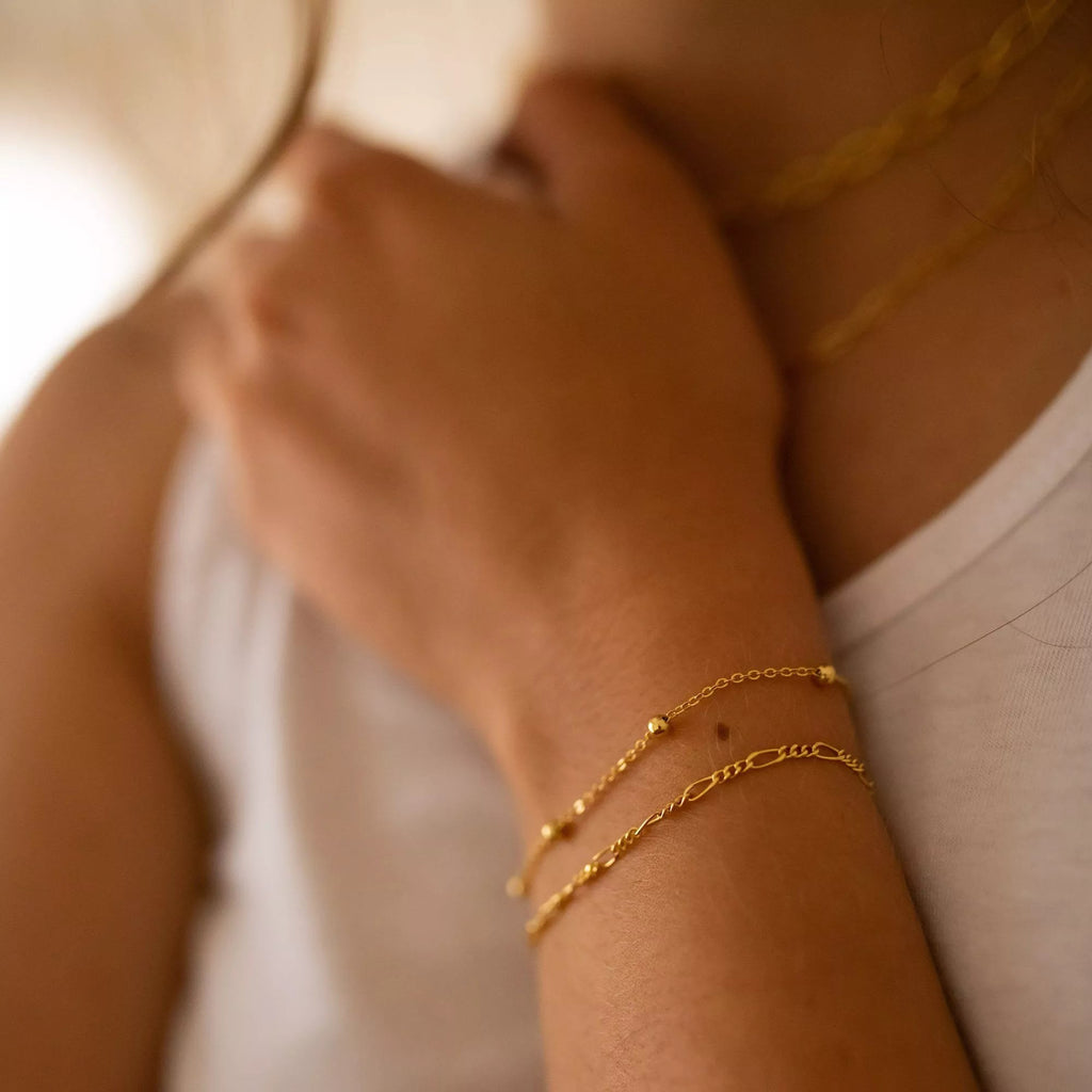 Dainty 14K Gold Bracelet Set, Thin Beaded Chain Bracelet, Minimal Delicate  Bracelet, Vintage Satellite Cable Chain, Gold Link Chain – Elk & Bloom