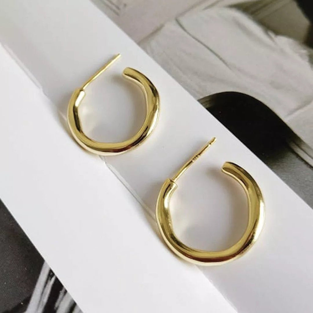 Dainty 14K Gold Hoop Earrings - Earrings - Elk & Bloom