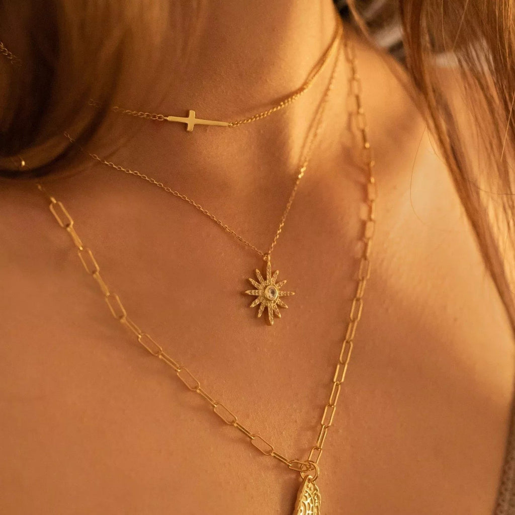 Dainty 14K Gold Star Sun Necklace - Necklaces - Elk & Bloom