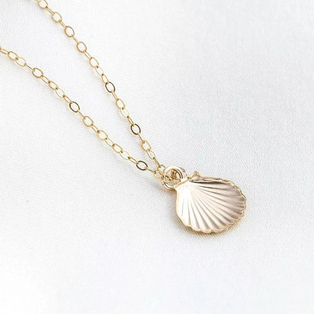 Dainty 18K Gold Large Shell Clam Necklace - Necklaces - Elk & Bloom