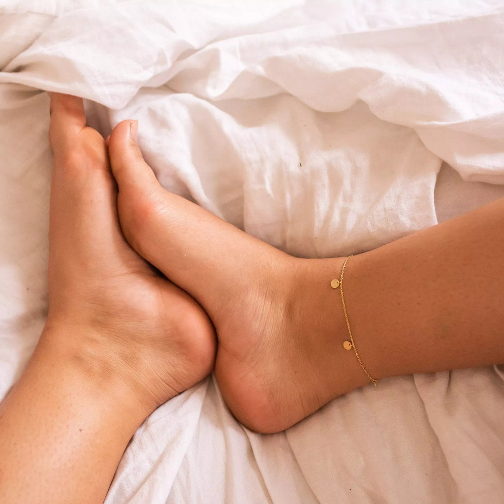 Delicate 14K Gold Coin Anklet - Anklets - Elk & Bloom