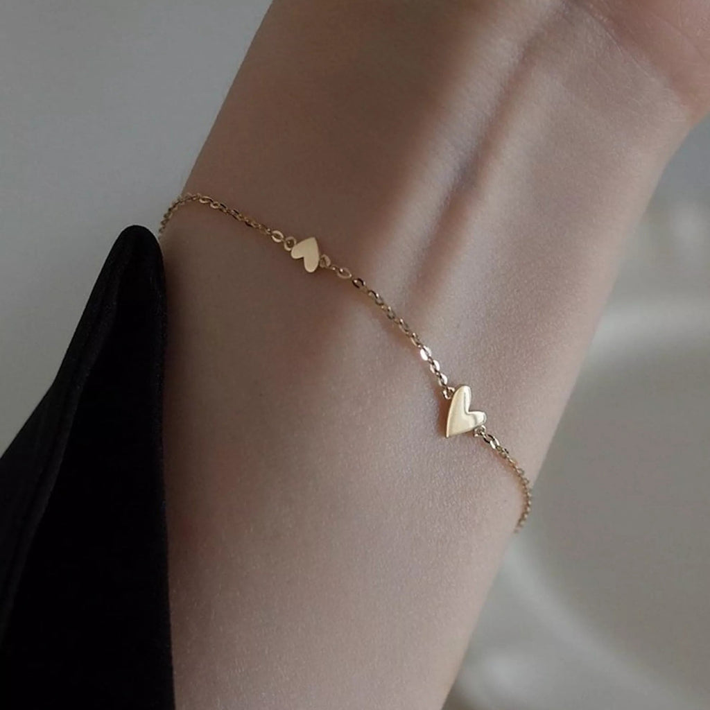 Gold Tiny Heart Bracelet - Bracelets - Elk & Bloom
