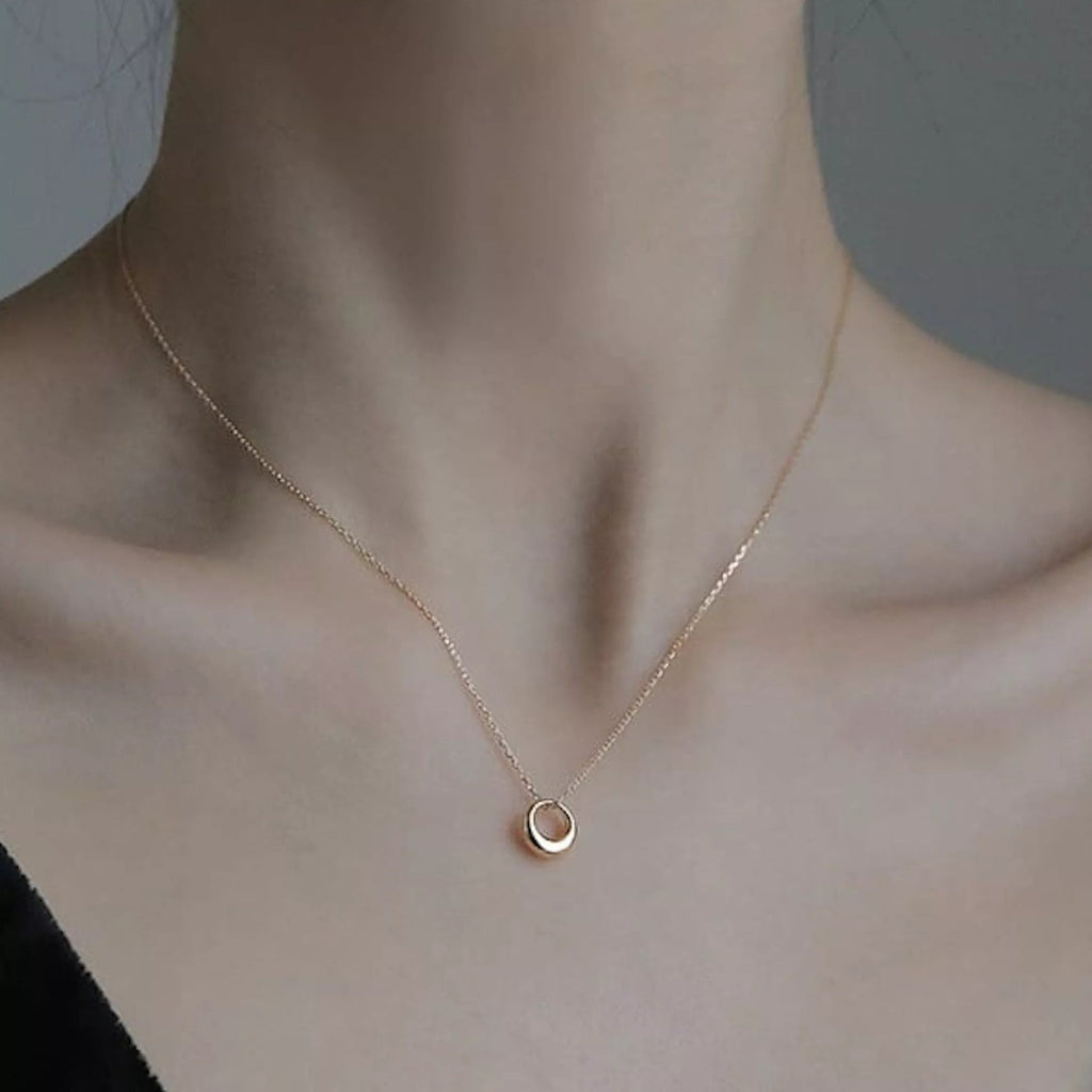Rose Gold Dainty Circle Necklace - Necklaces - Elk & Bloom